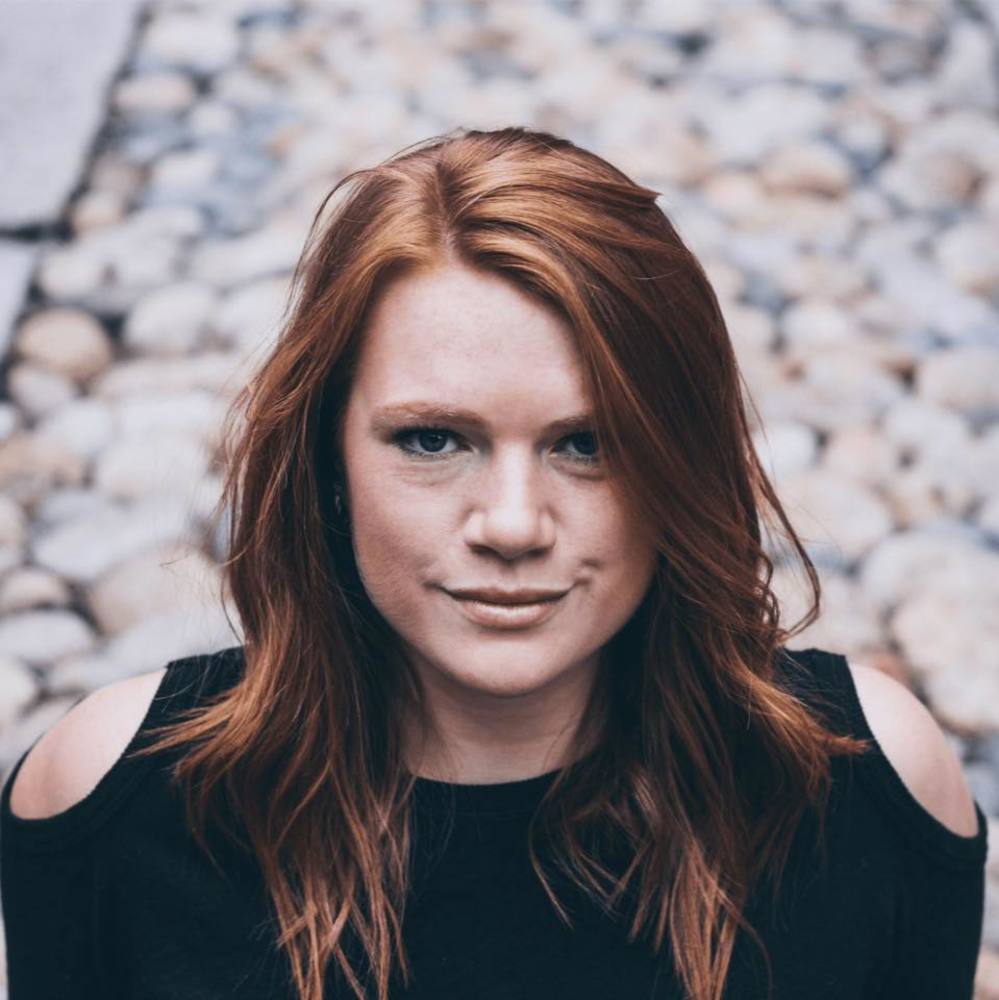 Meet your Posher, Eliza